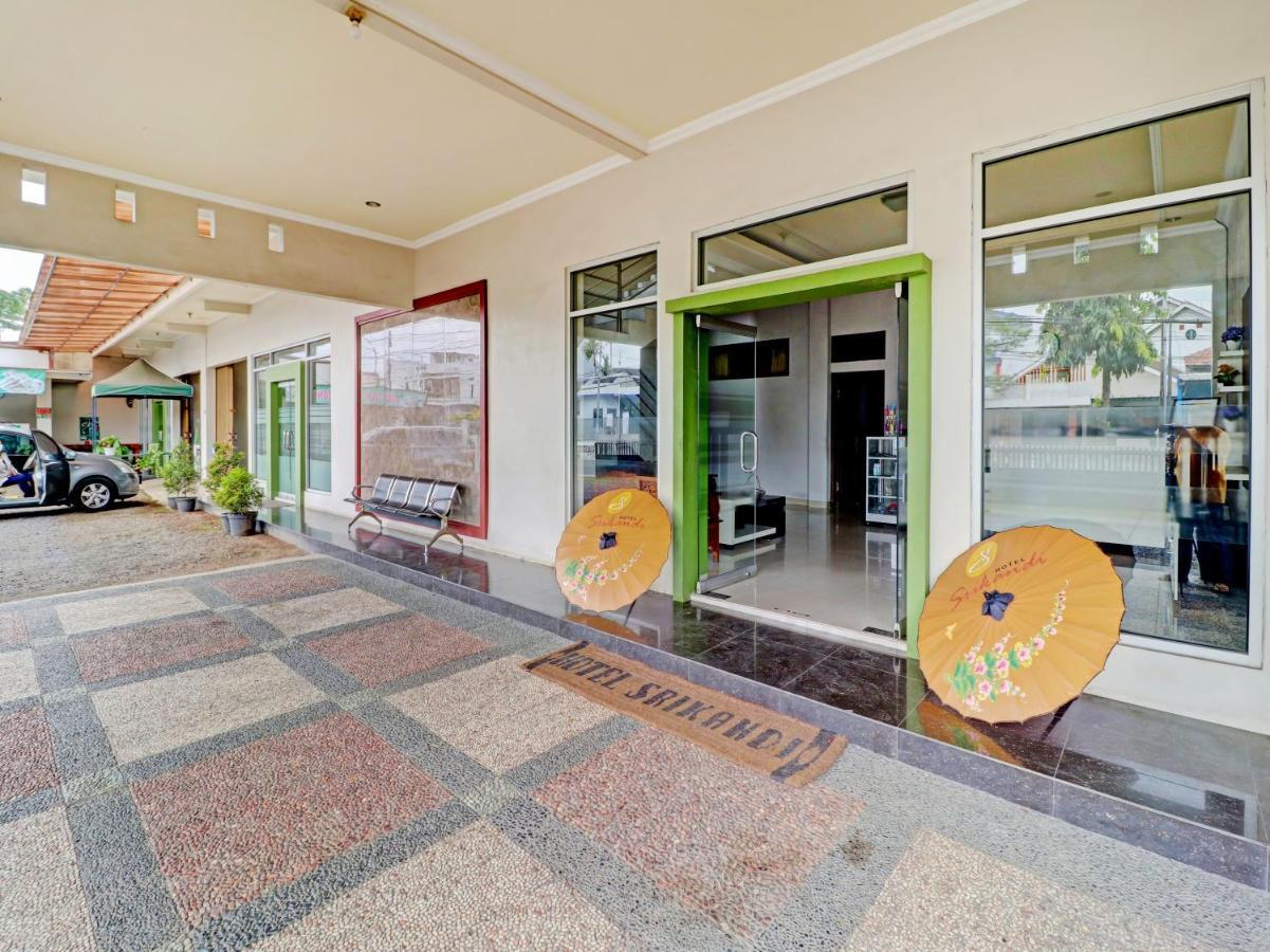 Oyo 90347 Hotel Srikandi Syariah Tasikmalaya Zewnętrze zdjęcie