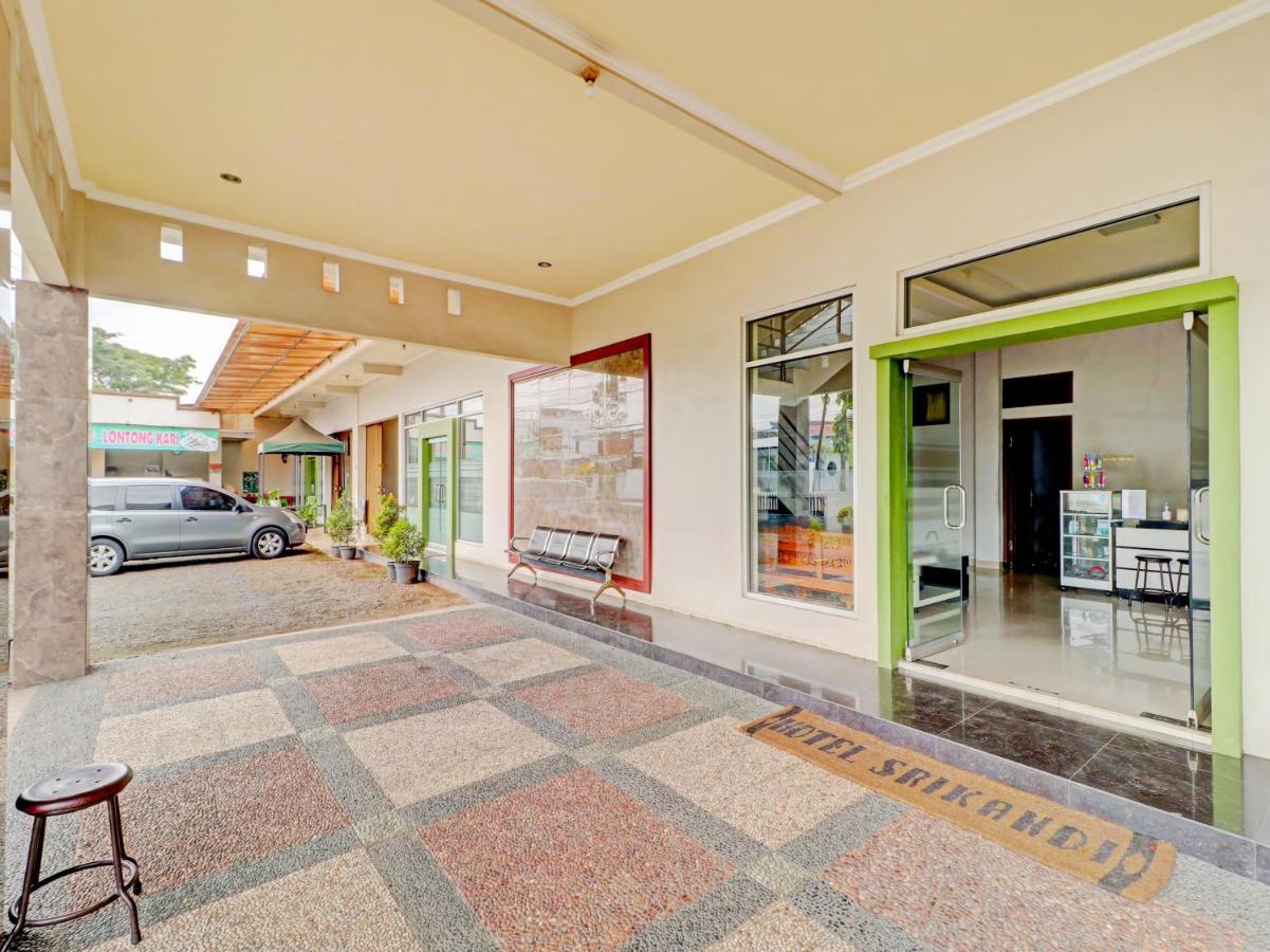 Oyo 90347 Hotel Srikandi Syariah Tasikmalaya Zewnętrze zdjęcie