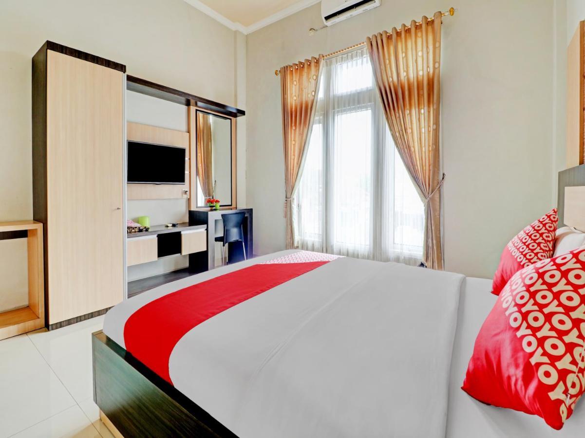 Oyo 90347 Hotel Srikandi Syariah Tasikmalaya Zewnętrze zdjęcie