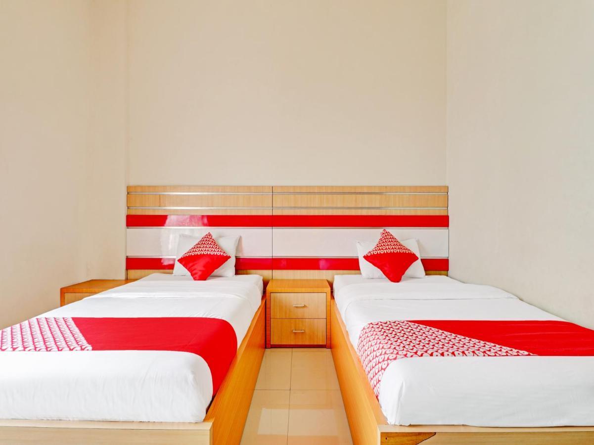 Oyo 90347 Hotel Srikandi Syariah Tasikmalaya Zewnętrze zdjęcie