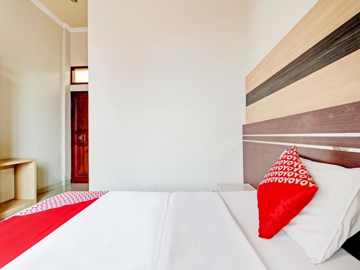 Oyo 90347 Hotel Srikandi Syariah Tasikmalaya Zewnętrze zdjęcie