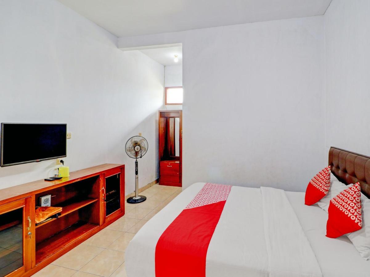 Oyo 90347 Hotel Srikandi Syariah Tasikmalaya Zewnętrze zdjęcie